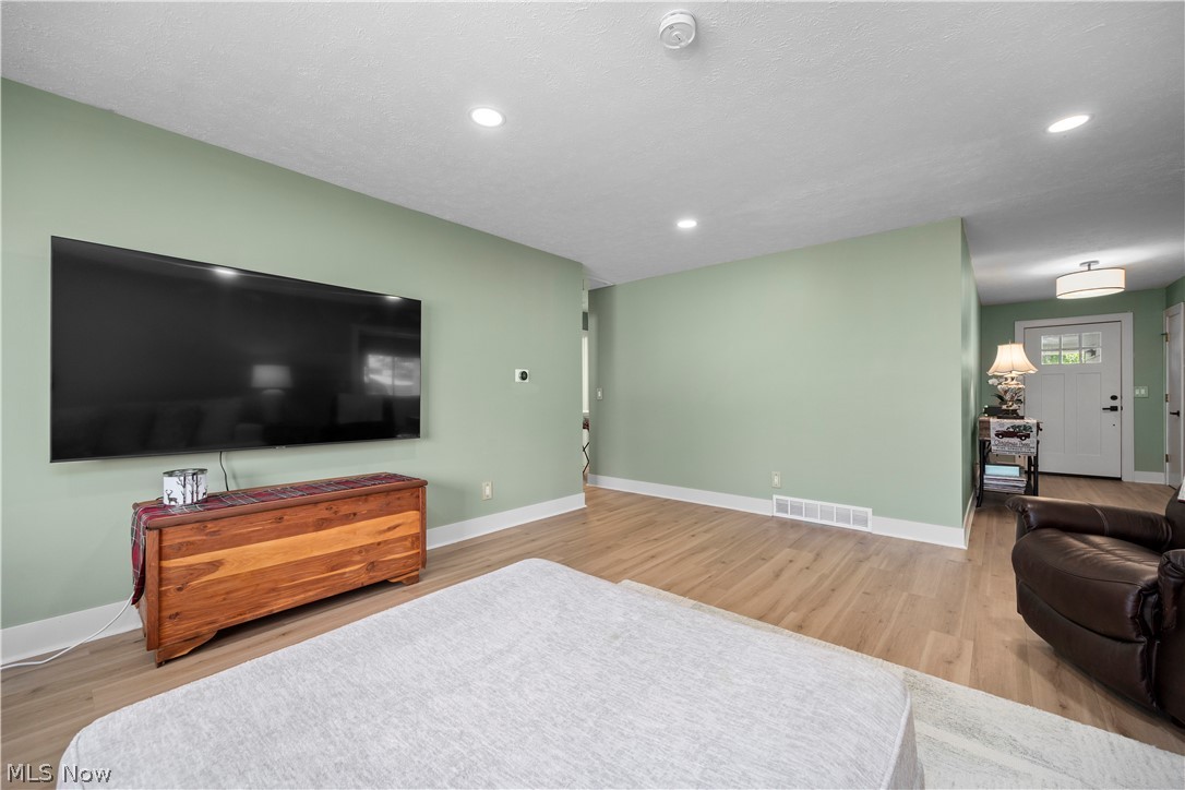 835 Columbia Drive Amherst OH 44001