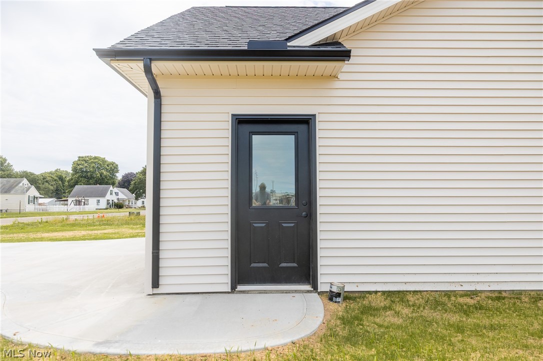 589 S 12th Street Coshocton OH 43812