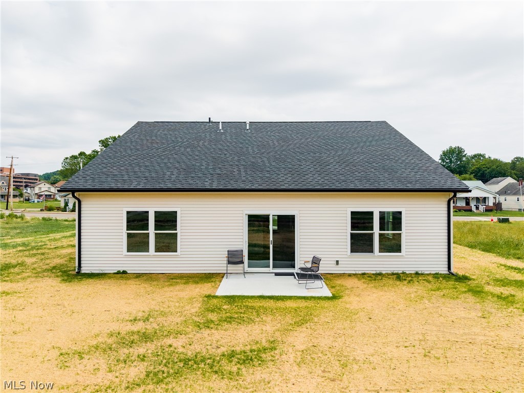 589 S 12th Street Coshocton OH 43812
