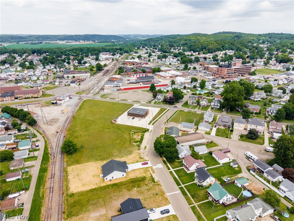 589 S 12th Street Coshocton OH 43812