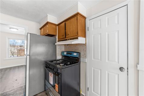 170 E 220th Street Euclid OH 44123