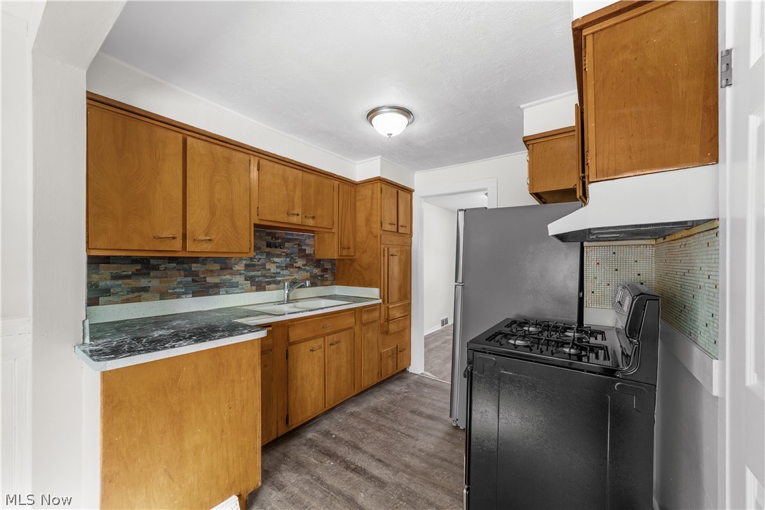 170 E 220th Street Euclid OH 44123