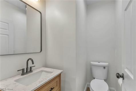 3299 Yorkshire Road Cleveland Heights OH 44118