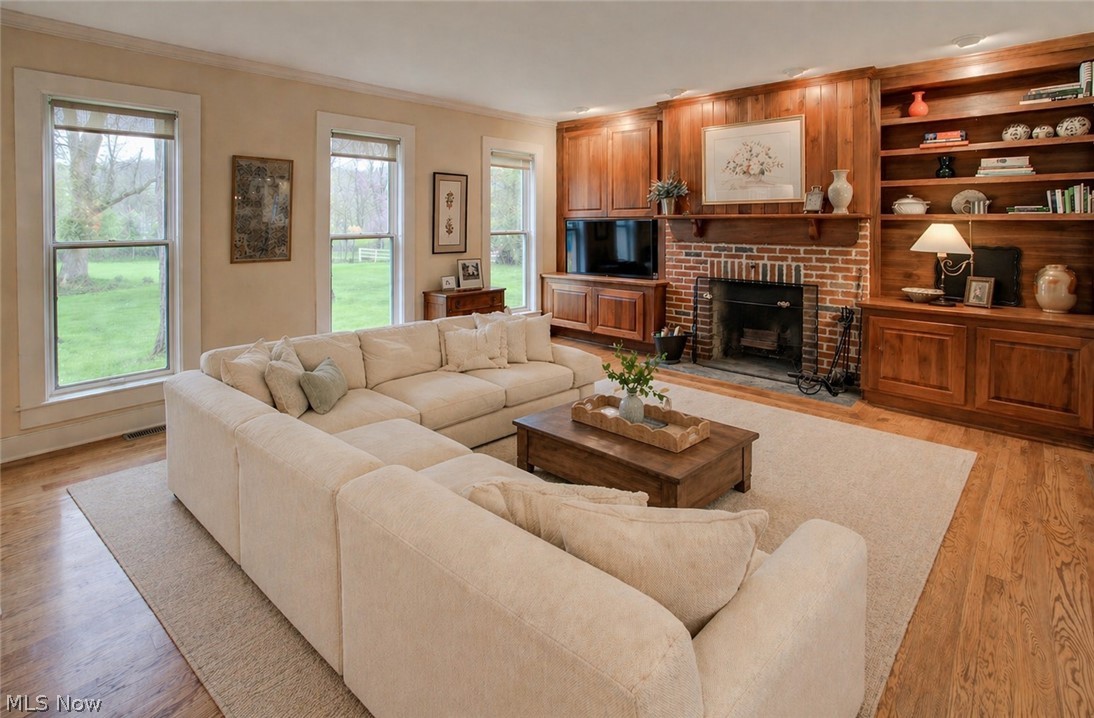 177 S Main Street Chagrin Falls OH 44022