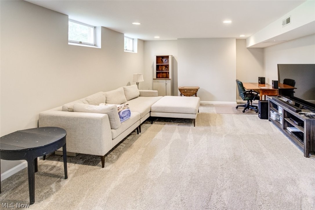 177 S Main Street Chagrin Falls OH 44022