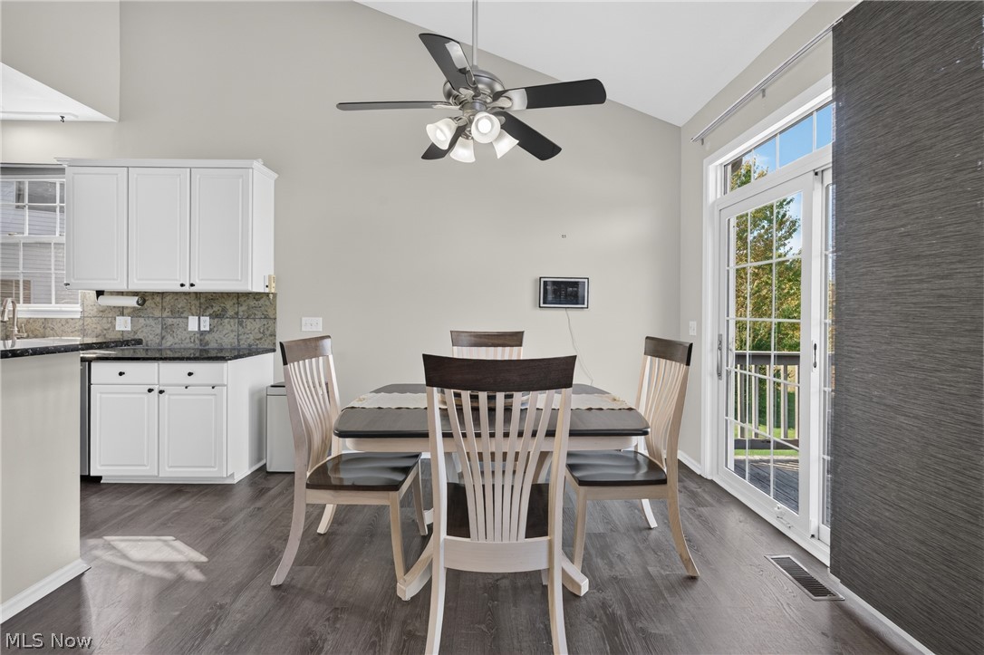 143 Heartland Circle Hinckley OH 44233