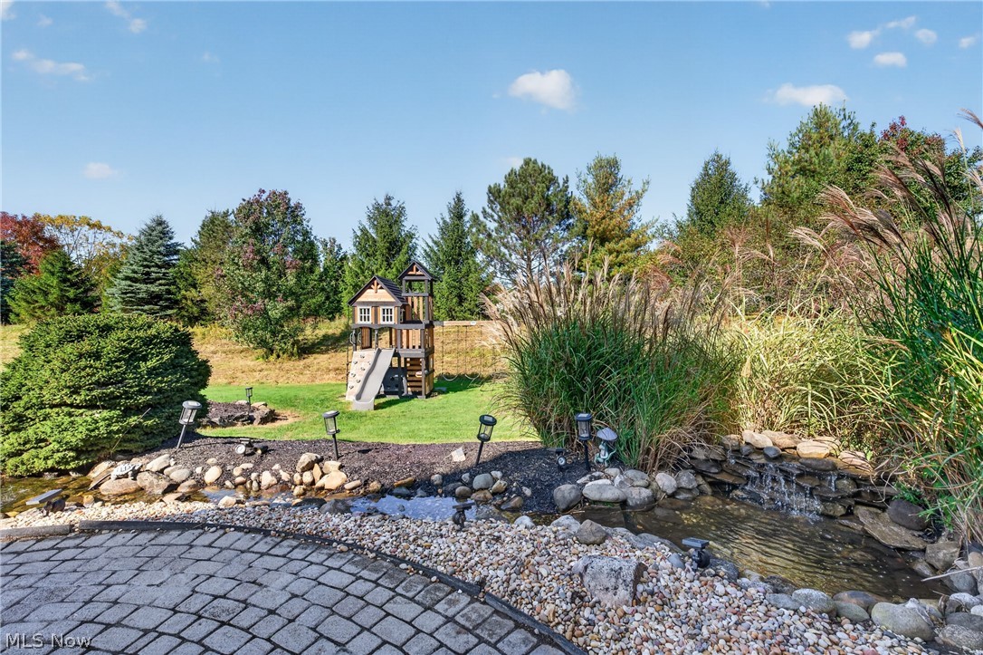143 Heartland Circle Hinckley OH 44233
