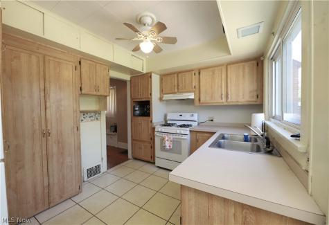 4808 Ira Avenue Cleveland OH 44144