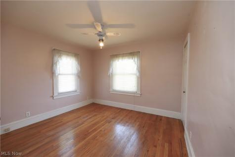 4808 Ira Avenue Cleveland OH 44144