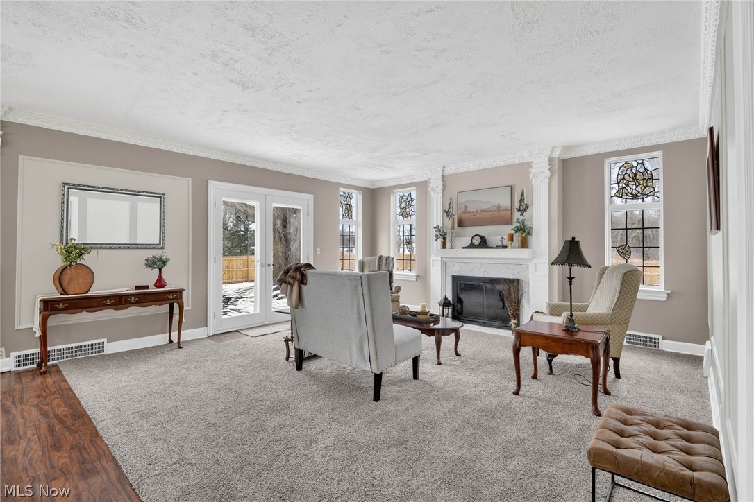 9461 Whalers Cove Mentor OH 44060
