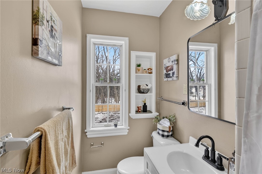 9461 Whalers Cove Mentor OH 44060