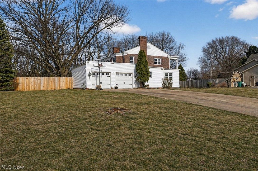9461 Whalers Cove Mentor OH 44060
