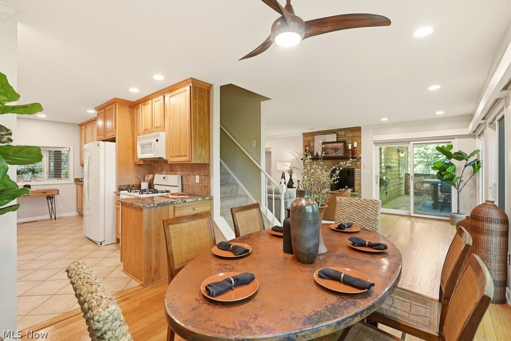 881 Gaylord Grove Road Cuyahoga Falls OH 44221