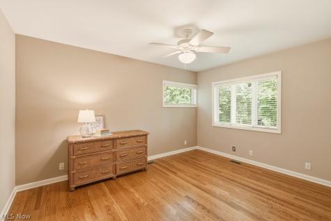 881 Gaylord Grove Road Cuyahoga Falls OH 44221