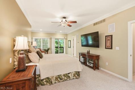 881 Gaylord Grove Road Cuyahoga Falls OH 44221