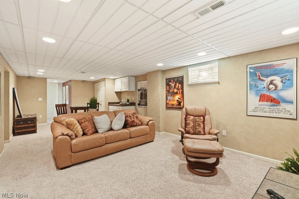 881 Gaylord Grove Road Cuyahoga Falls OH 44221