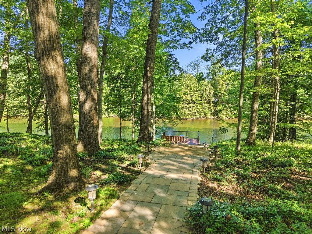 881 Gaylord Grove Road Cuyahoga Falls OH 44221