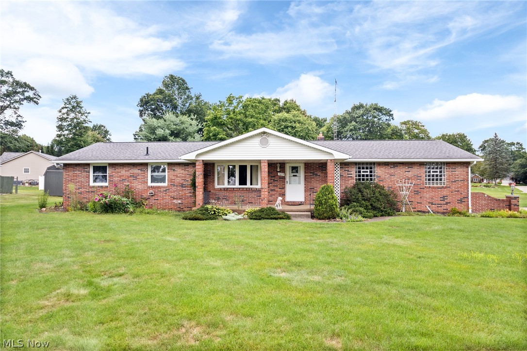 5059 Broadview Street NE Louisville OH 44641