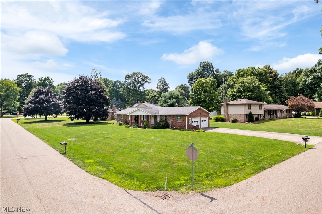 5059 Broadview Street NE Louisville OH 44641