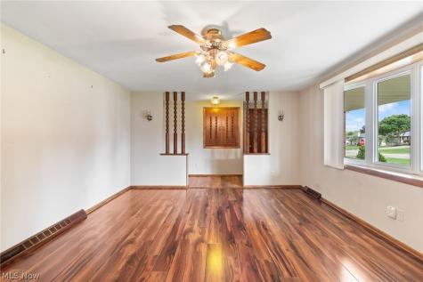 5059 Broadview Street NE Louisville OH 44641