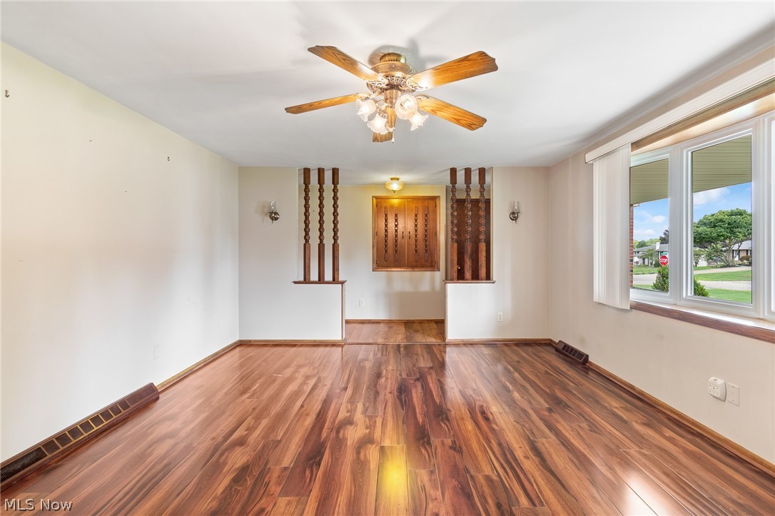 5059 Broadview Street NE Louisville OH 44641