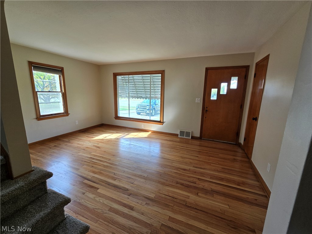 28532 Lake Shore Boulevard Willowick OH 44095
