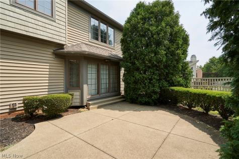 4350 Bramble Drive Copley OH 44321
