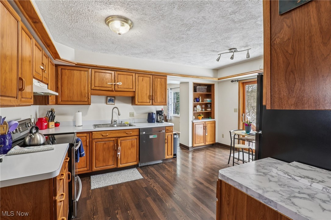 34465 Heatherwood Avenue Avon OH 44011