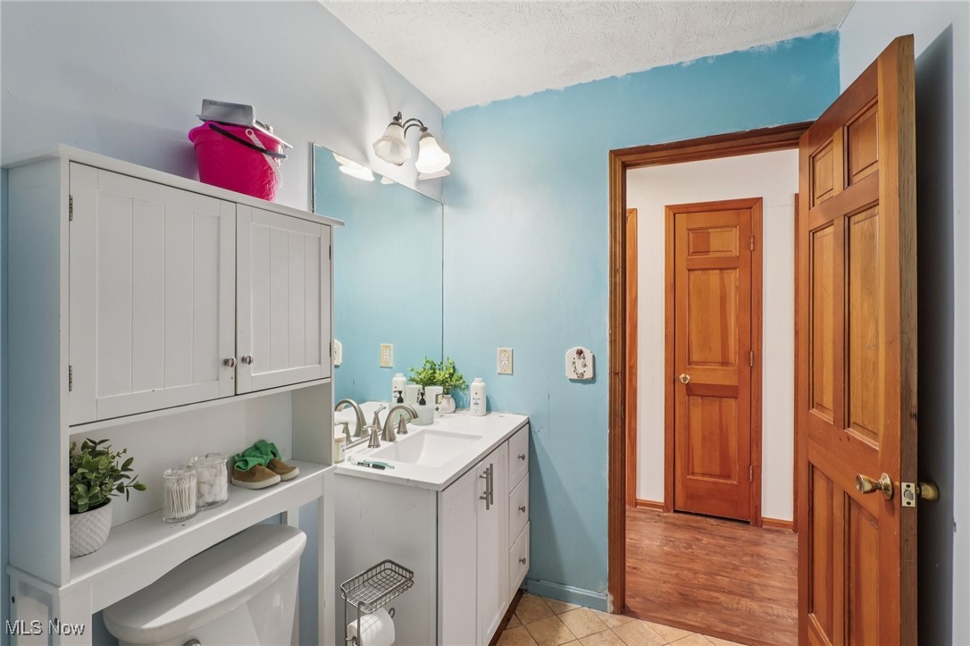 34465 Heatherwood Avenue Avon OH 44011