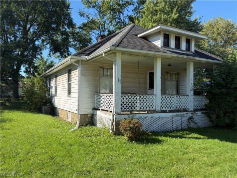 202 Best Street Bedford OH 44146