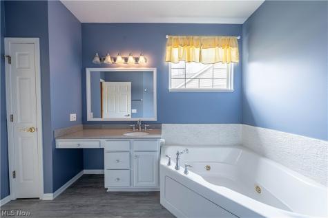 2414 Worthington Place Avon OH 44011
