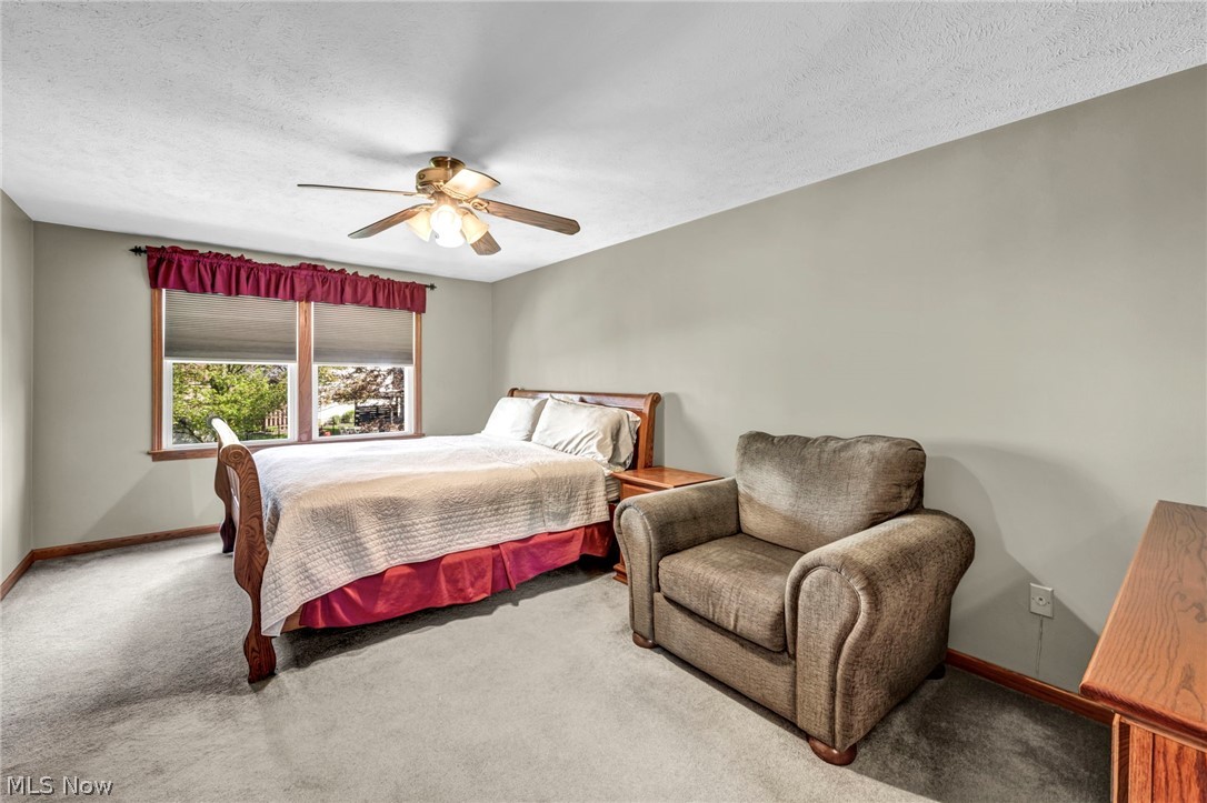 14194 Pine Lakes Drive Strongsville OH 44136