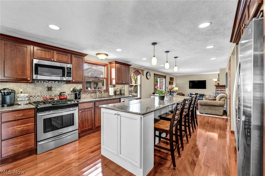 14194 Pine Lakes Drive Strongsville OH 44136