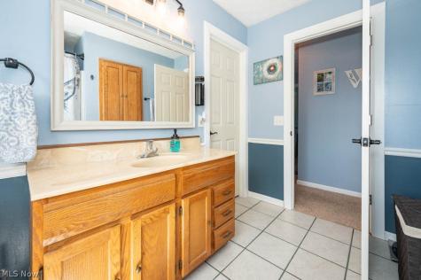 7308 Lake O Springs Avenue NW North Canton OH 44720