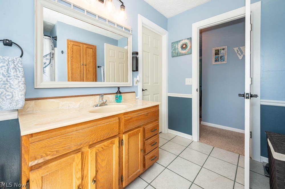 7308 Lake O Springs Avenue NW North Canton OH 44720