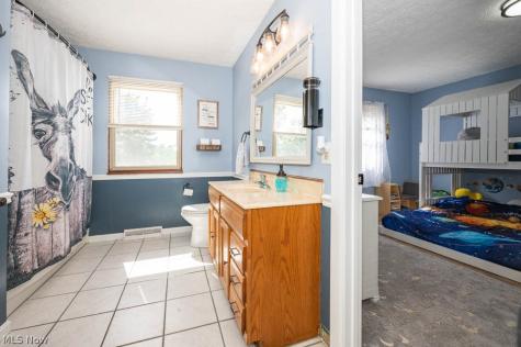 7308 Lake O Springs Avenue NW North Canton OH 44720