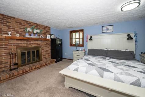 7308 Lake O Springs Avenue NW North Canton OH 44720