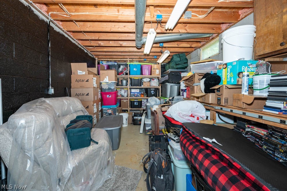 7308 Lake O Springs Avenue NW North Canton OH 44720