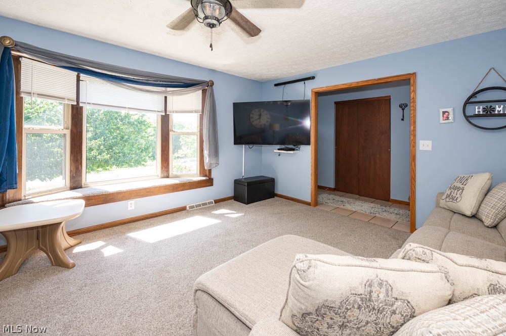 7308 Lake O Springs Avenue NW North Canton OH 44720