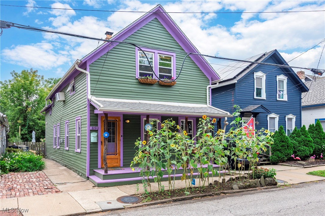 819 Brayton Avenue Cleveland OH 44113