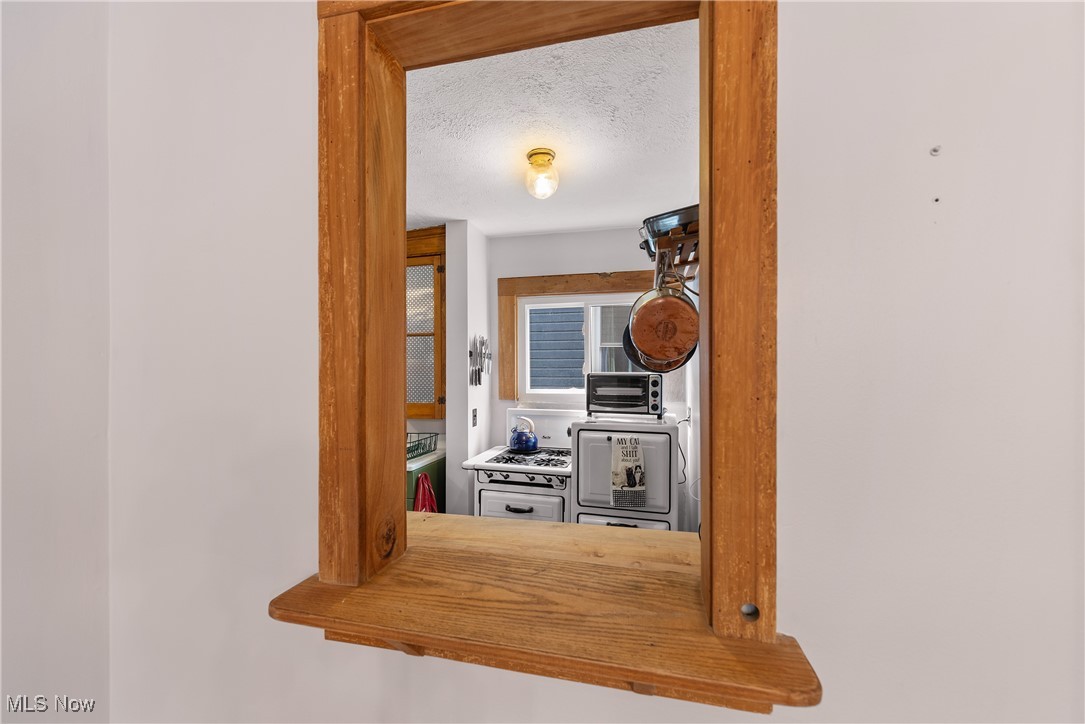 819 Brayton Avenue Cleveland OH 44113