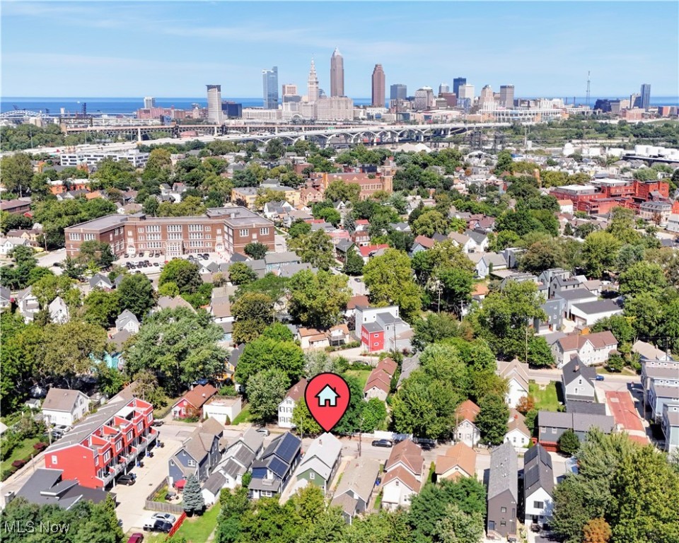 819 Brayton Avenue Cleveland OH 44113