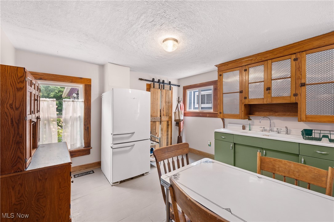 819 Brayton Avenue Cleveland OH 44113