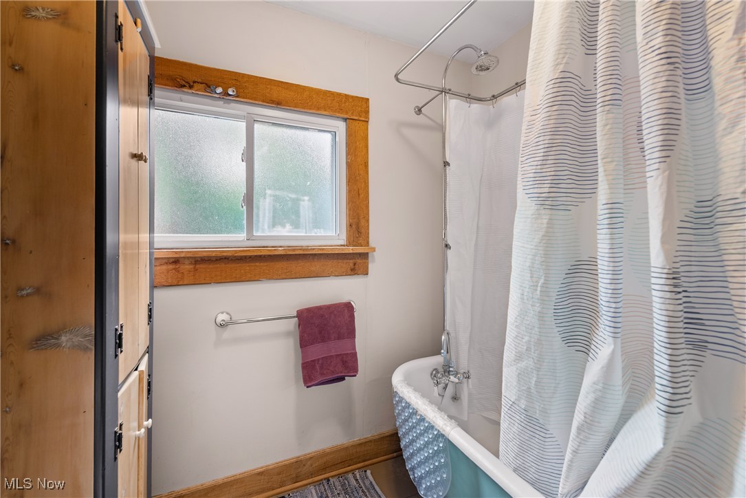 819 Brayton Avenue Cleveland OH 44113