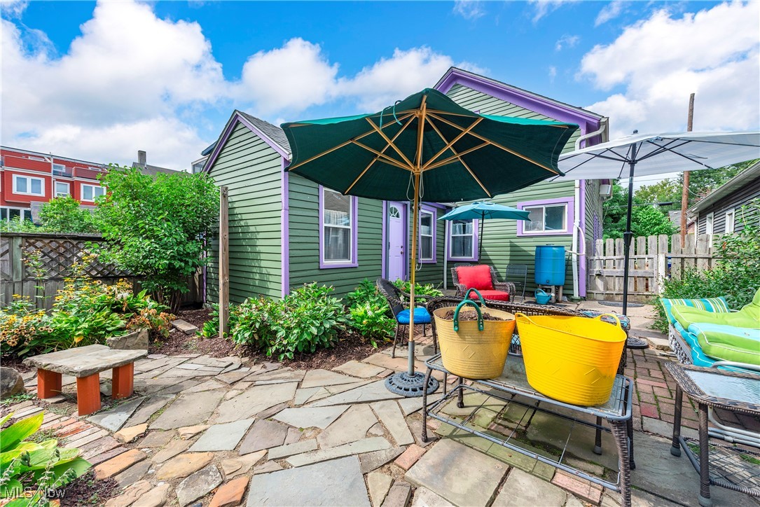 819 Brayton Avenue Cleveland OH 44113