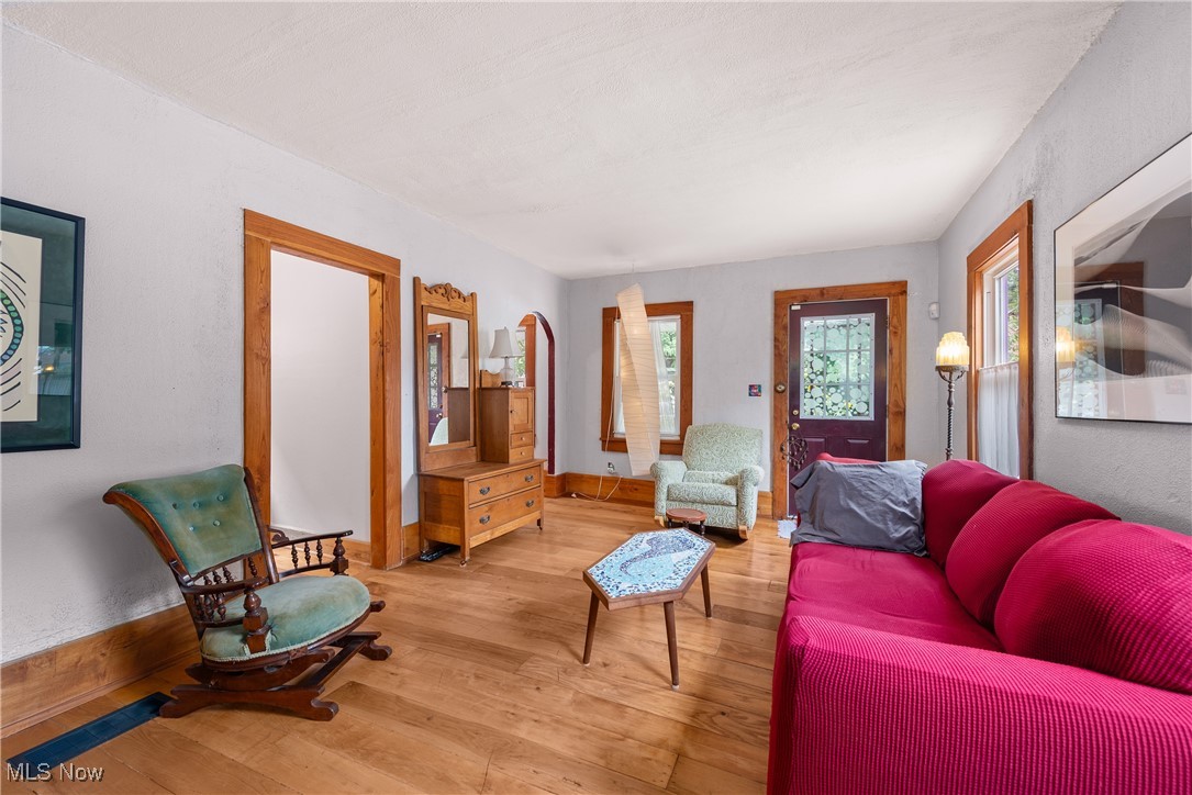 819 Brayton Avenue Cleveland OH 44113