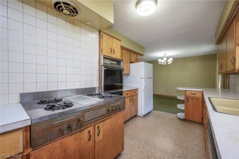 1074 Jessie Avenue Kent OH 44240