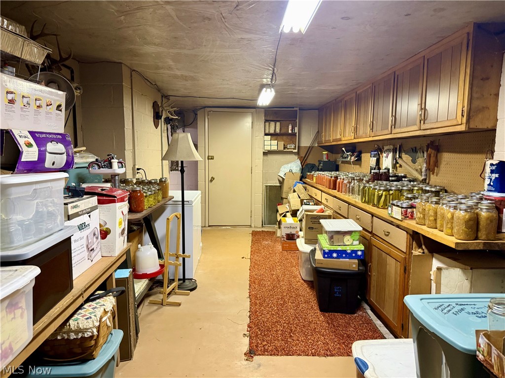 2717 Niles Vienna Road Niles OH 44446