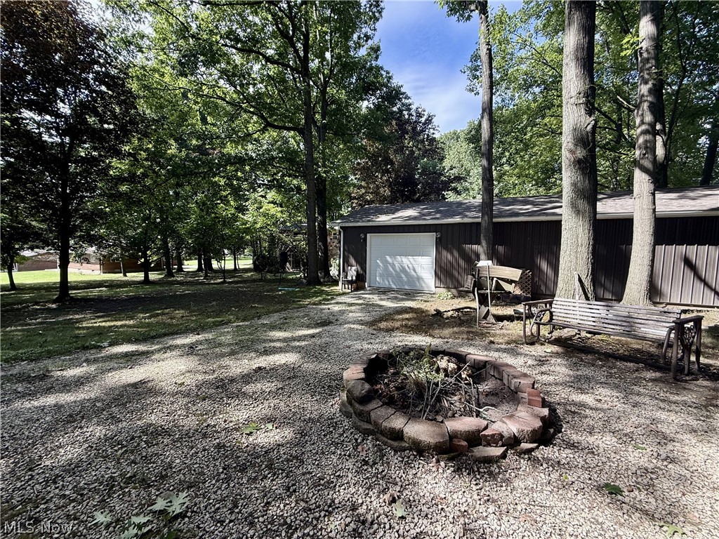 2717 Niles Vienna Road Niles OH 44446