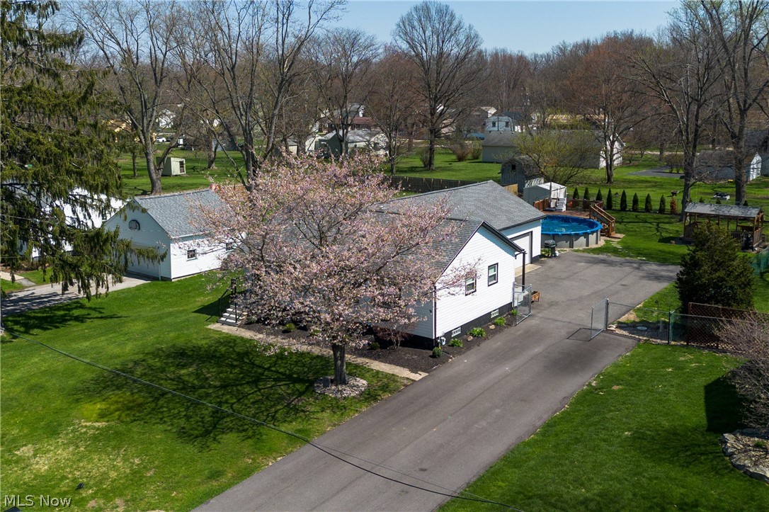 194 Fuller Drive NE Warren OH 44484